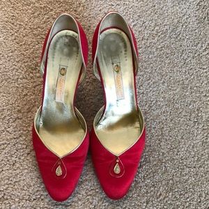 Vintage Gucci satin red heels